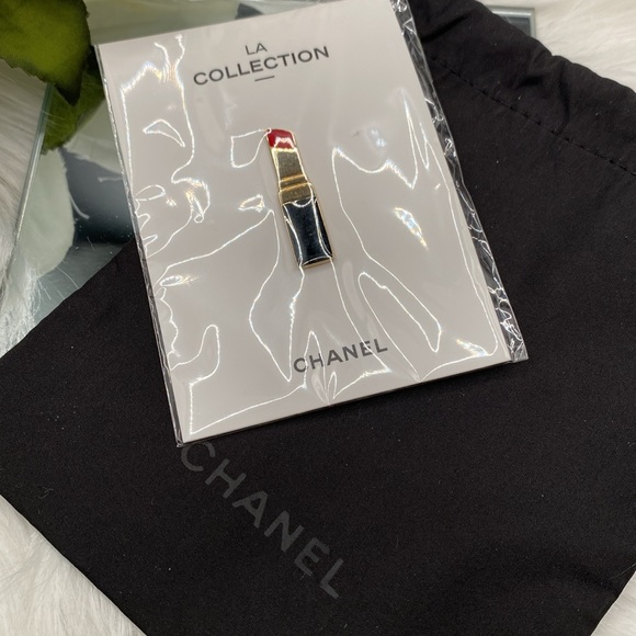 CHANEL LIPSTICK PIN, NEW! - Picture 3 of 4